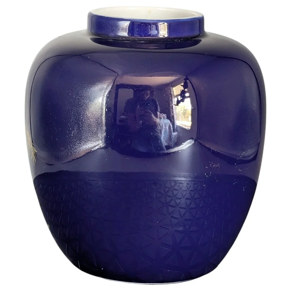 N/A striking cobalt